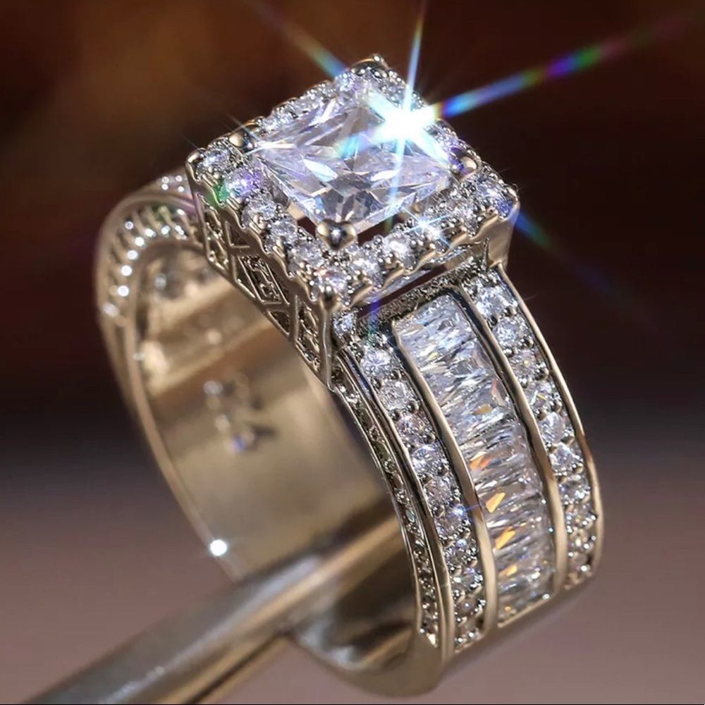 2 act princess cut WEDDING RING